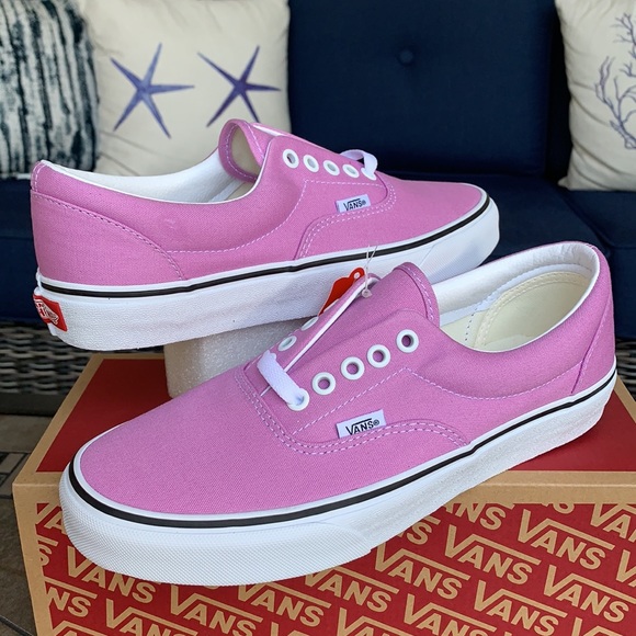 VANS WMNS ERA ORCHID/TRUE WHITE Sneakers - Picture 11 of 16